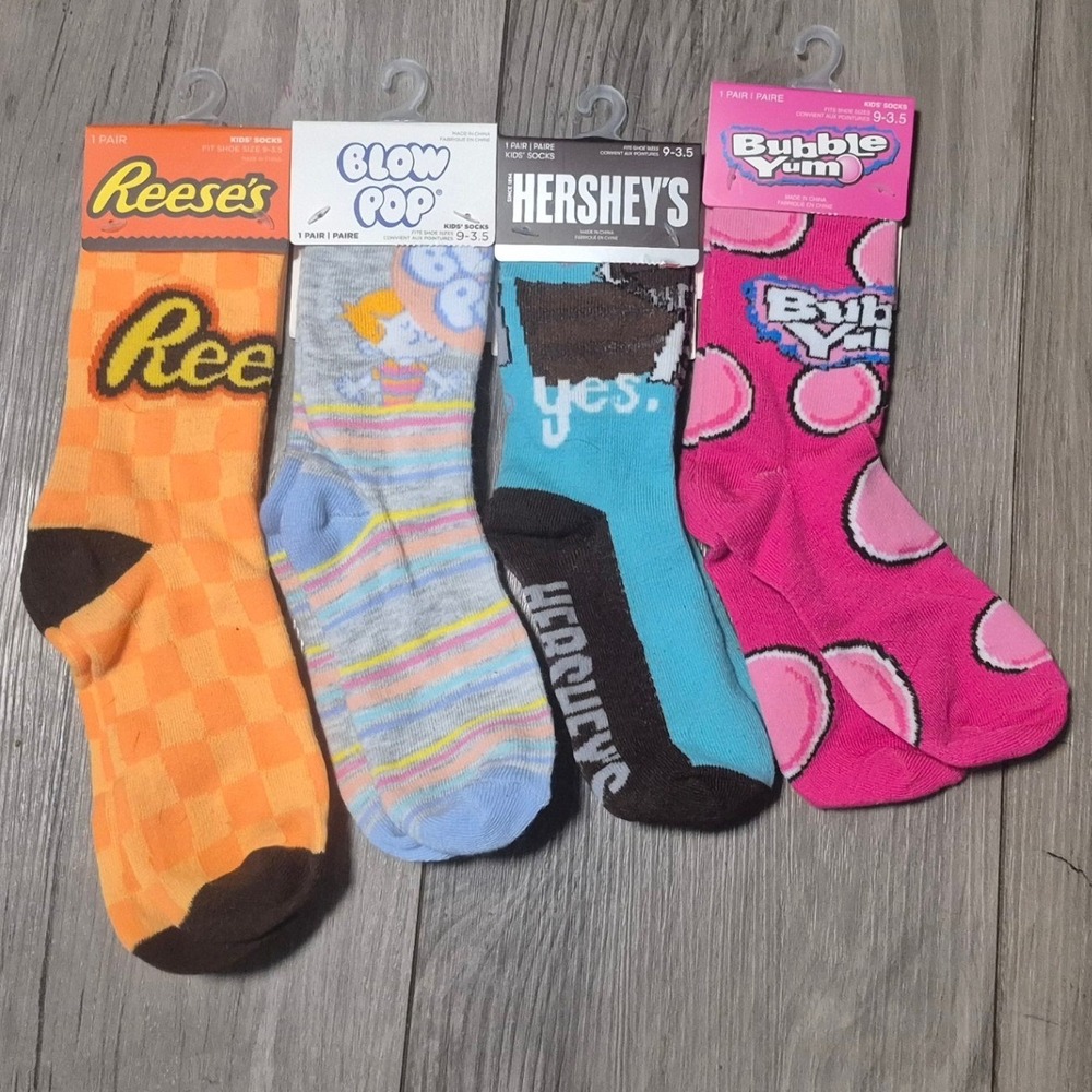 4 Pack Kids Socks Reeses Blow Pop Hersheys Bubble Yum Crew Socks Size 9-3.5